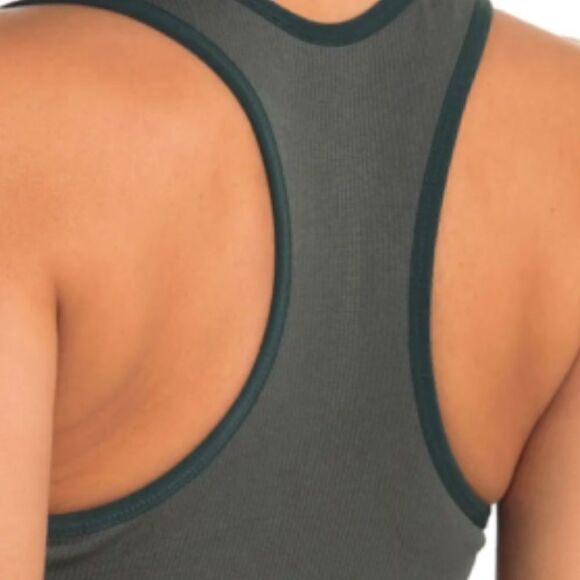 ZELLA Women's Green Urban Rival Seamless Sports Bra with razorback-NWT - Picture 2 of 5